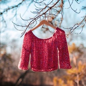 Cropped, Off the shoulder Blouse